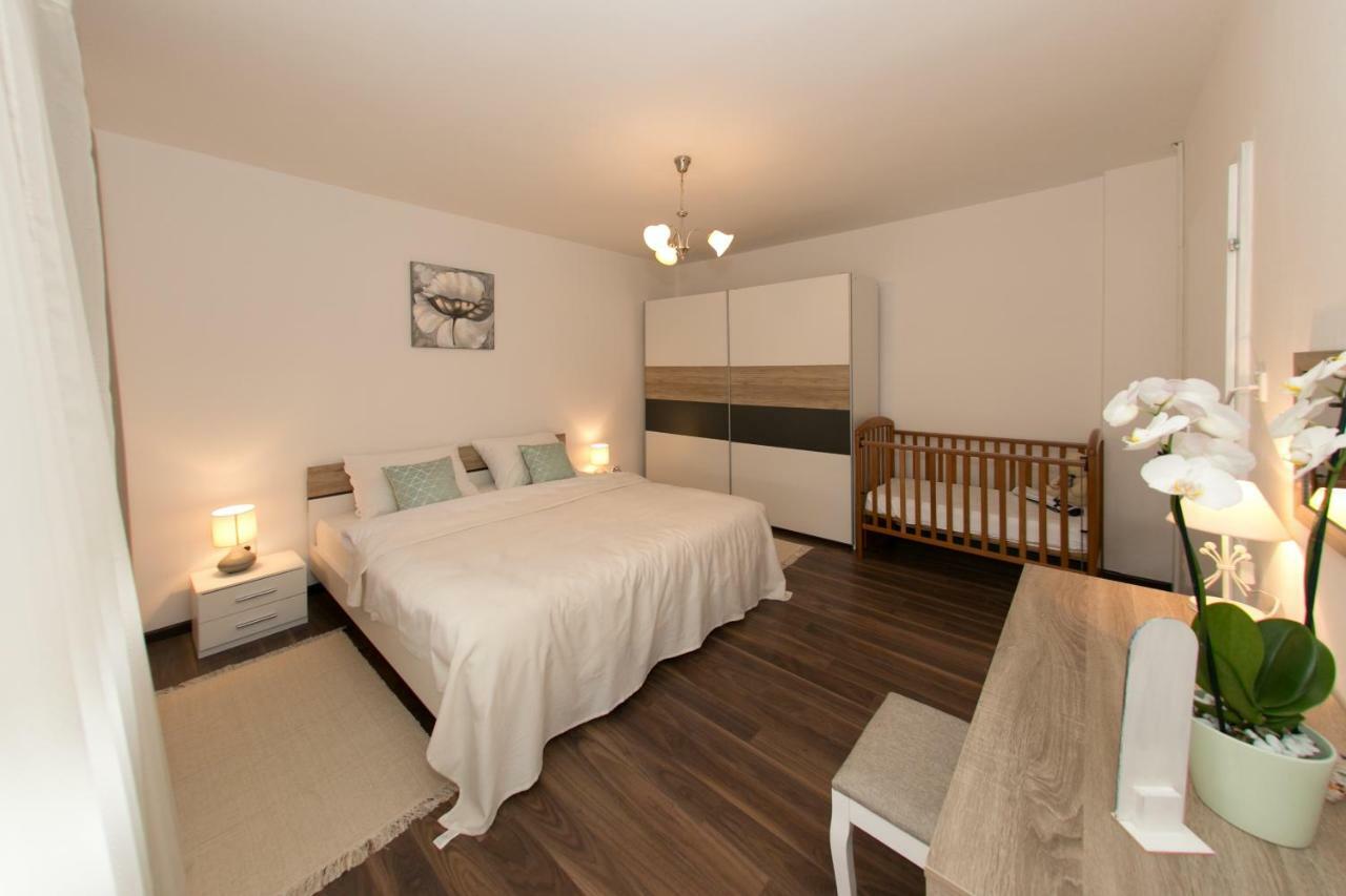 Ferienwohnung Apartman Maja Otočac Exterior foto